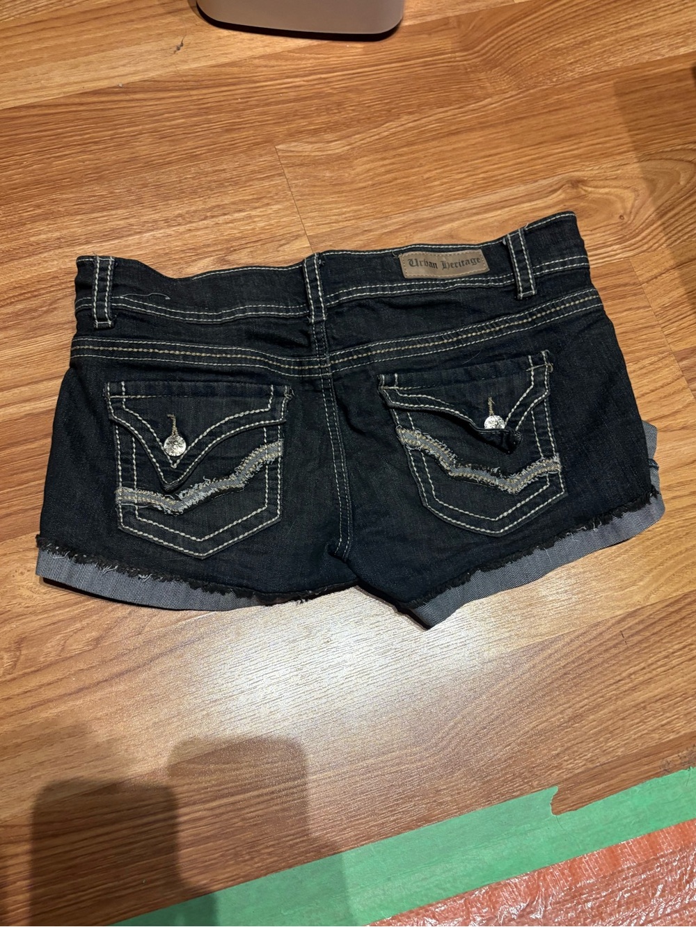 low-mid rise shorts lot
